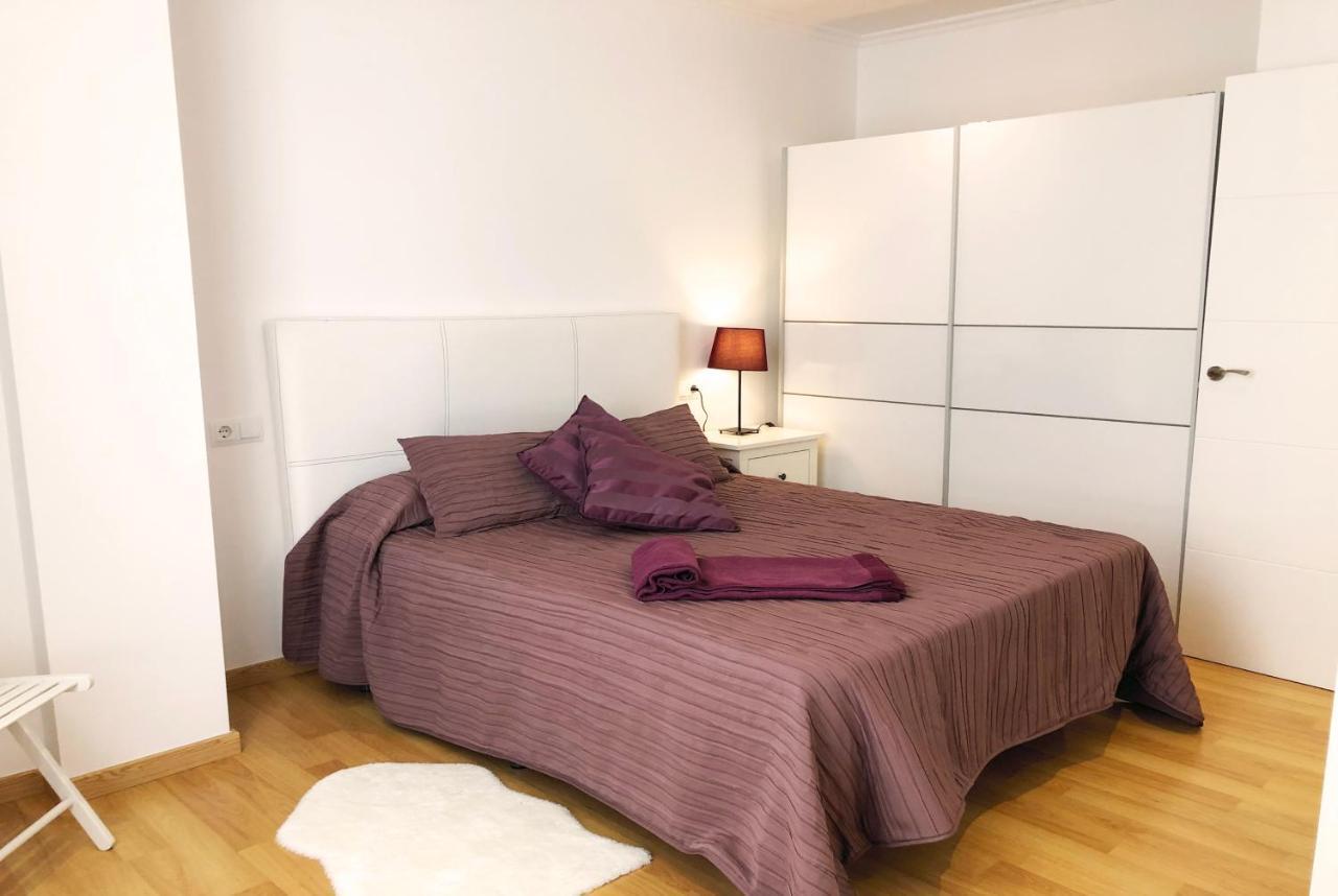 Purple&Brown Home Coruna A Coruna Exterior photo